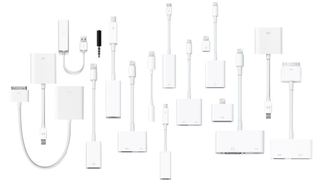 Apple hace caso a las quejas y baja el precio de sus adaptadores, pero solo hasta final de año